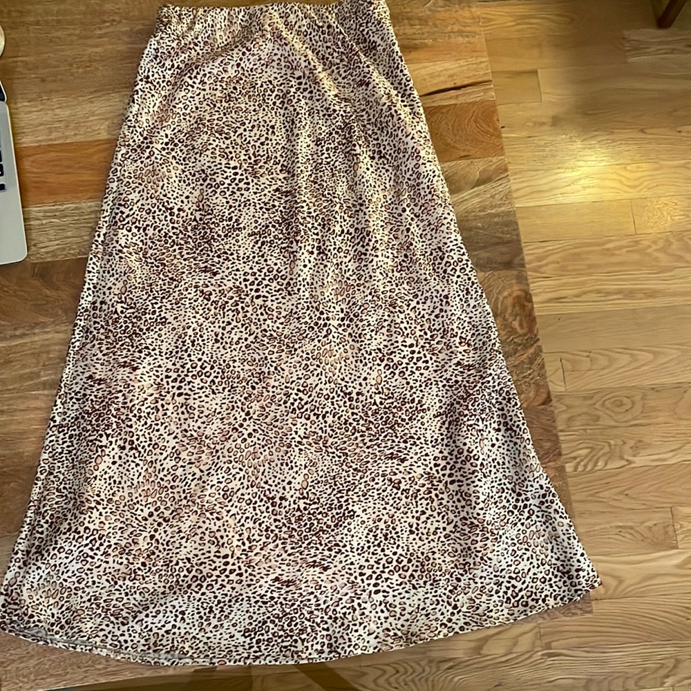 Urban Outfitters Satin Midi Skirt - Small